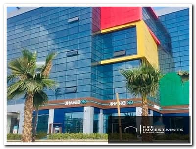 للايجار باقل سعر مكتب متشطب بالكامل جاهز للتشغيل في أميز موقع في توب 90 المستثمرين الجنوبية بجوار جامعه المستقبل والجامعه الامريكيه
