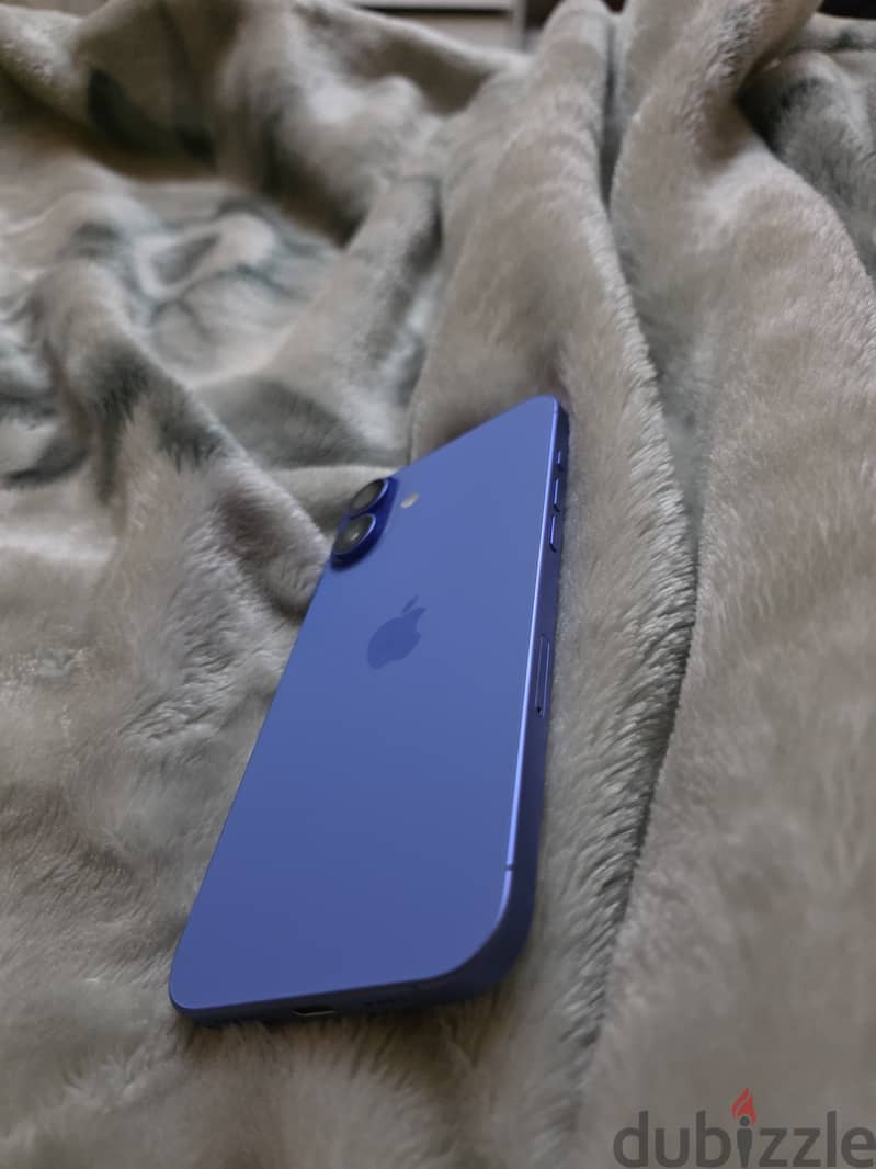 Apple - iPhone 16 Plus 3