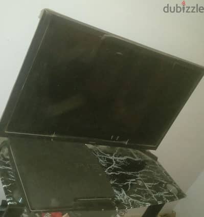 شاشة سامسونج ٣٢ بوصة مثل الزيرو يالكرتونى
