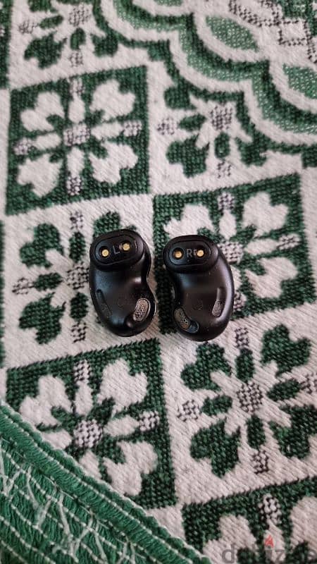 galaxy buds live 2
