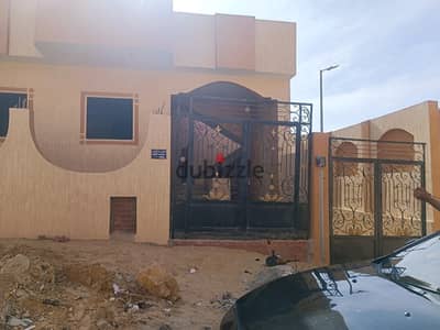 قطعه مبنيه بالحي السادس مدينة بدر