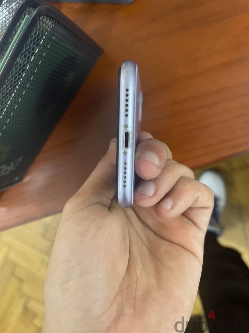 Apple - iPhone 11 2