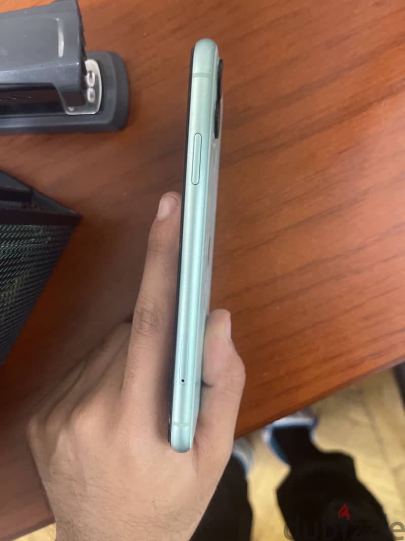 Apple - iPhone 11 1