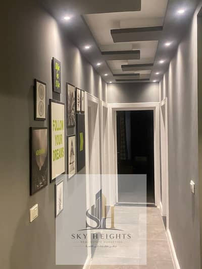 We offer a furnished apartment for sale in Al Rehab City, steps from the old market, with 3 bedrooms.