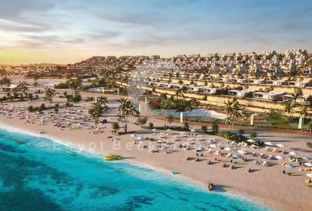 شاليه للبيع، 2غرف نوم، تشطيب كامل، موقع مميز، إطلالة على البحيرة والبحر، يشمل موقف سيارات تحت الأرض