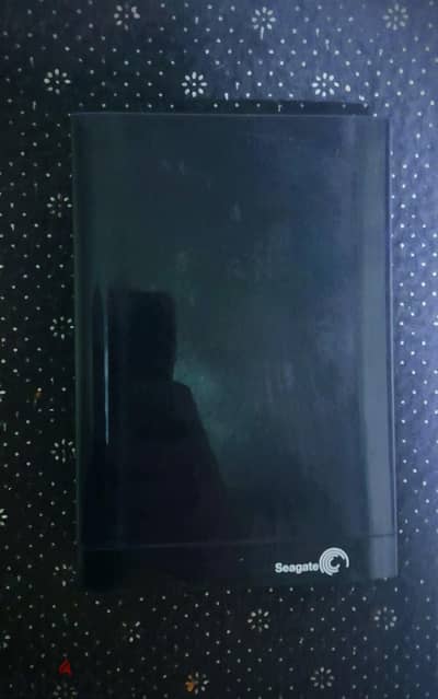 هارد 3 تيرا Seagate خارجي USB بحالة ممتازة