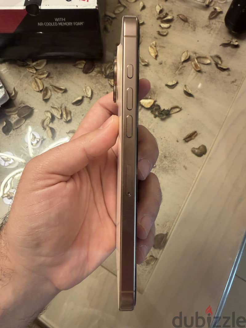 Apple - iPhone 16 Pro Max 5