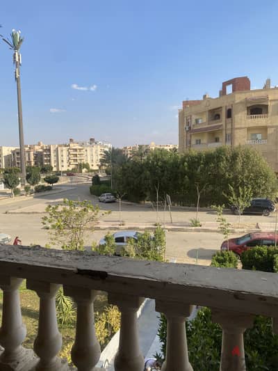 شقة في الشروق المجاورة التاسعة المنطقة الرابعة