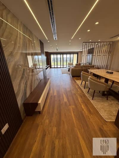 Cozy Furnished Apartment Special Finishing Best View In Crescent