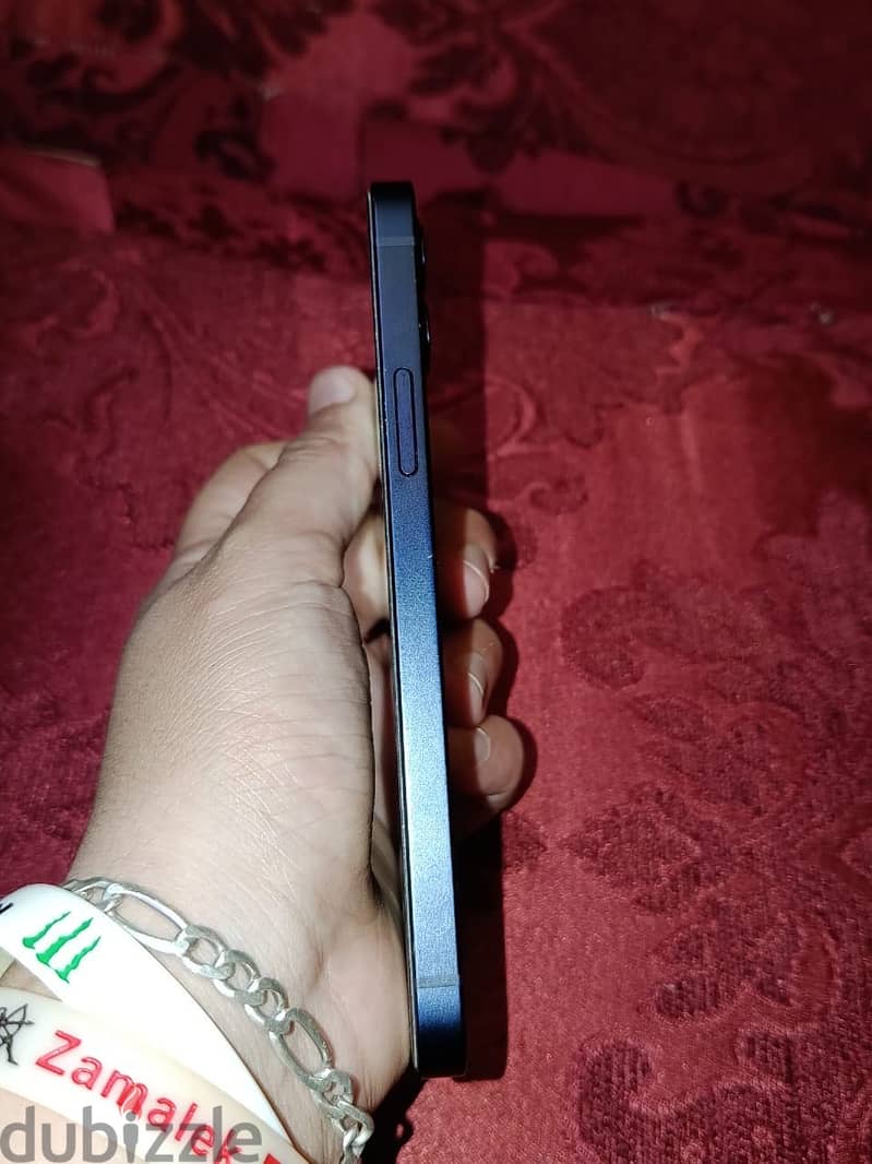 Apple - iPhone 12 6