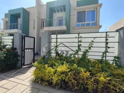 Villa for sale with immediate delivery in Madinaty, area 370 meters, special price and very special location