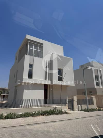 Villa at Cairo Gate standalone | Under Market Price | Last Unit | Fully Finished | Resale | 3 bedrooms