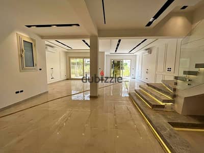 Ready to move Twinhouse for sale on the golf in Palm Hiils Compound