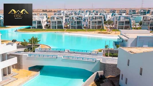 اقل سعر بنتهاوس 3 غرف للبيع في فوكا باي رأس الحكمة الساحل الشمالي - فيو مباشر على البحر - فيو حمام سباحة - بحري صريح - تشطيب سوبر لوكس - برايم لوكيشن.