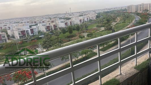 شقة مميزة للبيع في مدينتي فرصة لا تُعوّض مدينتي B6 مجموعة 68 بمساحه 103م النموذج الذكي من أكثر النماذج المطلوبة تشطيب خاص بأعلى مستوى دور خامس