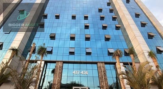 مكتب اداري 1200 م للايجار متشطب بالتكييفات لوكيشن متميز