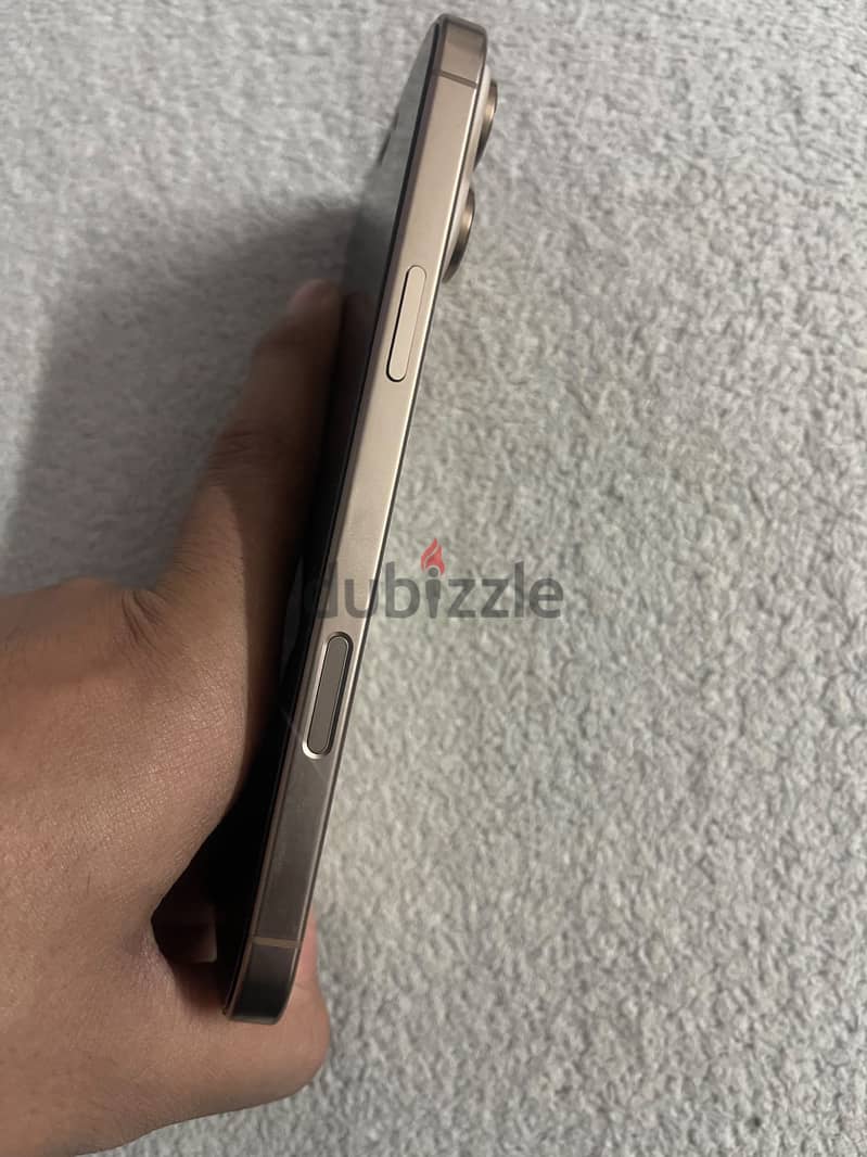 Iphone 16 pro max 2