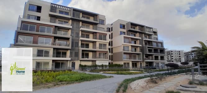للاستلام الفوري شقة متشطبة بالكامل للبيع بالقسيط في بالم هيلز القاهرة الجديدة Palm Hills New Cairo