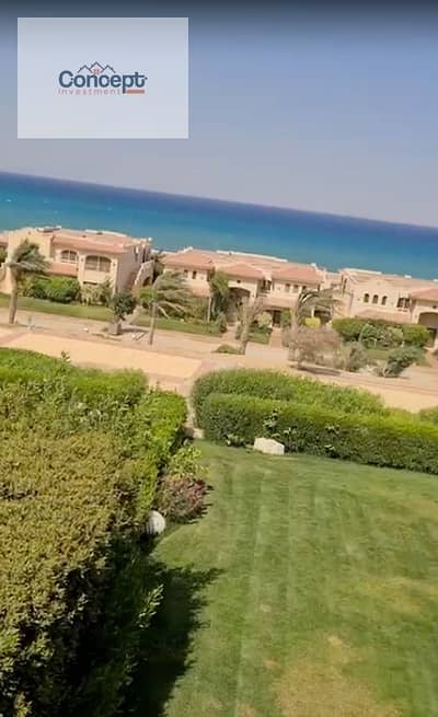 للبيع شاليه برووف صف ثالث علي البحر في لافيستا 3 - العين السخنة