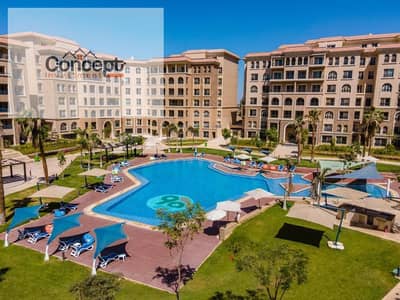 Overlooking Swimming Pool 3 Bedrooms Apartment In 90 Avenue - New Cairo