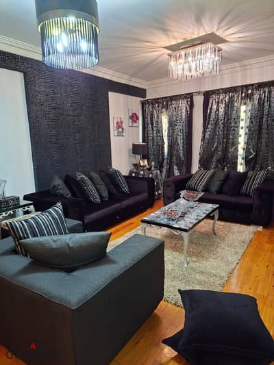 Apartment for sale in the Fourth Tourist District in front of Mall of Arabia and Dahshur Link, a distinctive location