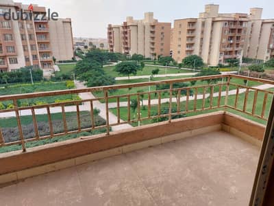 شقة للإيجار قانون في كمبوند وصال ريزيدنس  فرصة مميزة للسكن داخل واحد من أرقى الكمبوندات السكنية، شقة بمساحة 160 متر بتقسيم عملي ومساحات واسعة توفر الر