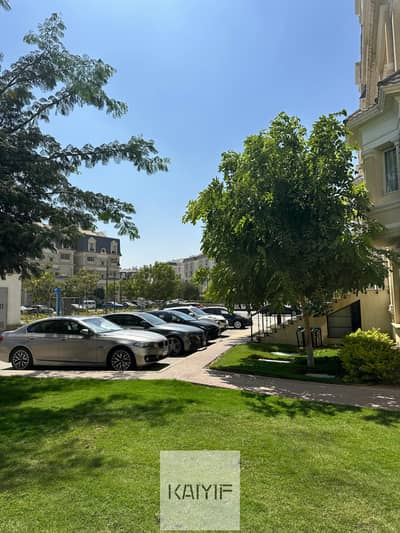 اي فيلا روف للبيع في ماونتن فيو هايد بارك Mountain View Hyde Park بموقع مميز داخل الكمبوند وإطلالة رائعة