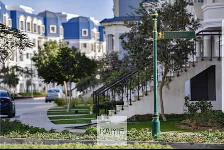 آي فيلا روف للبيع في ماونتن فيو هايد بارك Mountain View Hyde Park ميدل مميز نصف تشطيب وحدة حصرية داخل كمبوند راقي بموقع متميز