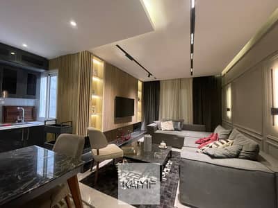 Penthouse for Sale in Mountain View Hyde Park with Spanish Super Luxe Finishing and Direct View of the Crystal Lagoon and Swimming Pool