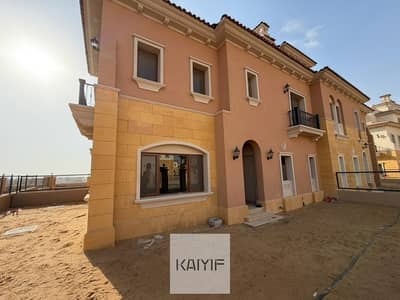 Quattro for Sale in City Gate inside a prestigious compound with a prime location semi-finished delivered fully paid