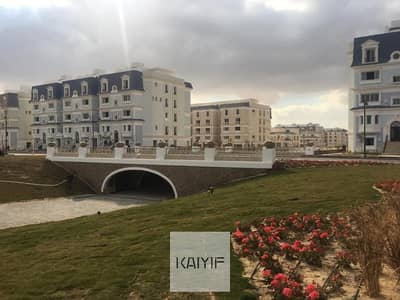 إي فيلا جاردن للإيجار في ماونتن فيو هايد بارك Mountain View Hyde Park تشطيب فاخر بالمطبخ والتكييفات داخل كمبوند راقي بموقع مميز وفيو رائع