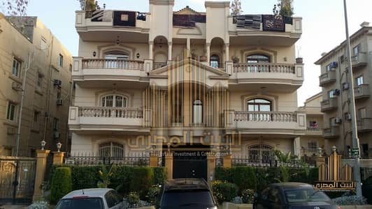 شقه 180 ارضى بجاردن للبيع فى البنفسج فيلات