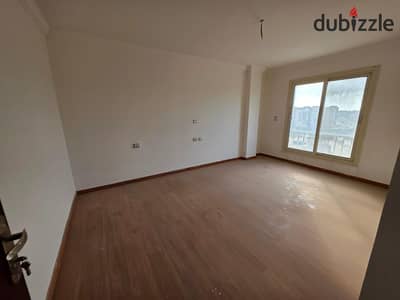 Apartment for sale best finishing in Jade Compound