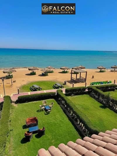 130m² chalet with 3 bedrooms and a lagoon view for sale in La Vista 6, Ain Sokhna, near Azha Sokhna Village. Installments over 8 years with a low down