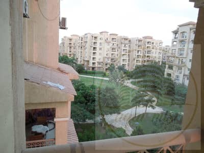 Apartment for Sale in Madinaty – 235 sqm | B3 | Model 500  A spacious apartment in the prestigious B3 phase, featuring a double-facing view overlookin