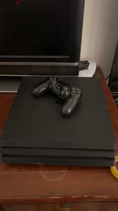 PS4 PRO
