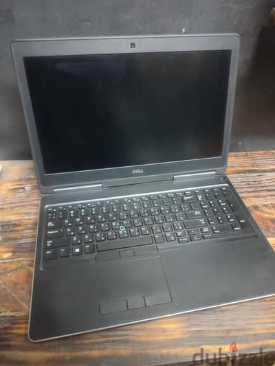 لابتوب Dell كسر زيرو للبيع