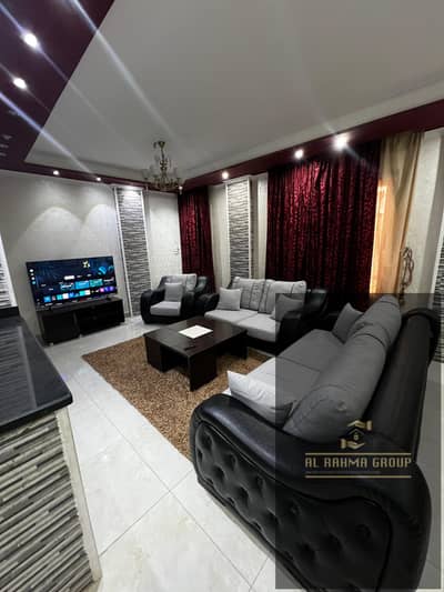 Furnished apartment for rent in Al Rehab City, next to the old market. It consists of 3 bedrooms, 2 bathrooms, and features high-end finishes.
