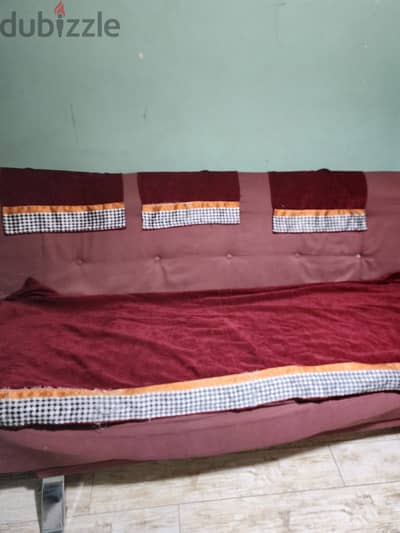 كنبة سرير عرض 180 طول 100