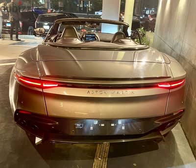 Aston Martin 2020 DBS Superleggera Volante -واحدة من اتنين بمصر 5900KM