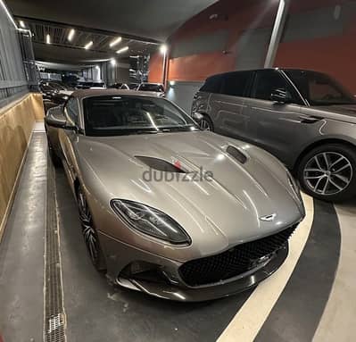 Aston Martin 2020 DBS Superleggera Volante