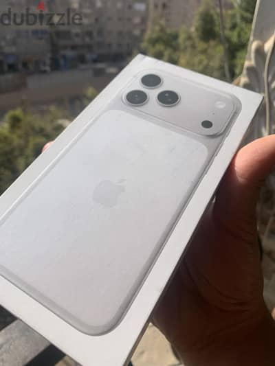 Iphone 17pro max 256g متبرشم جديد