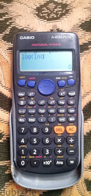 آلة حاسبة كاسيو fx-82ES Plus أصلية 100% بحالة ممتازة