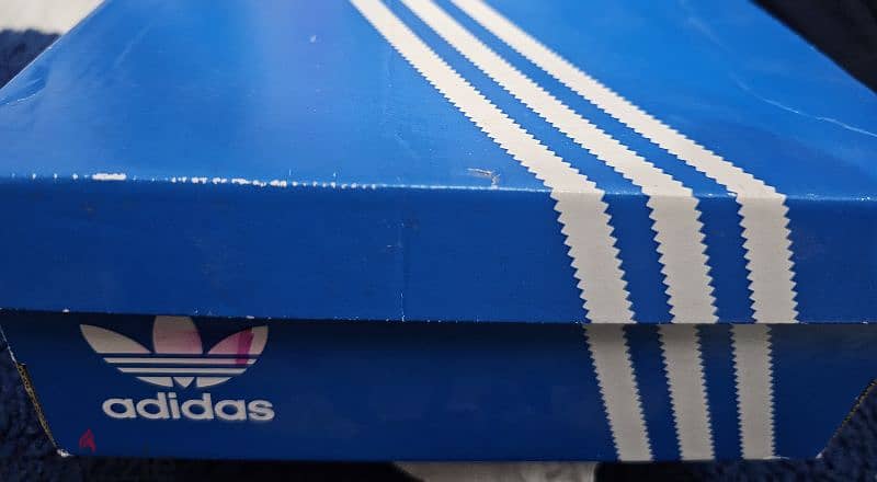 كوتشي ADIDAS 6