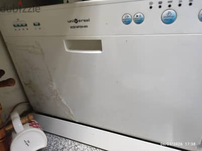 Dish washer