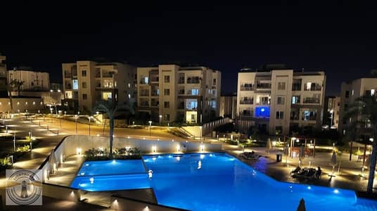 شاليه بالمرحلة الفندقية علي حمام السباحه