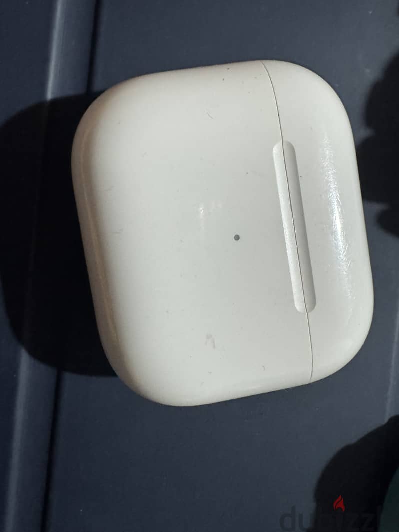 3rd generation airpods 4