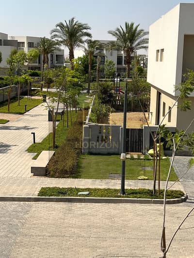 Semi furnished  twin 3rooms + nanny's room rent in Compound  Al Burouj Shorouk City