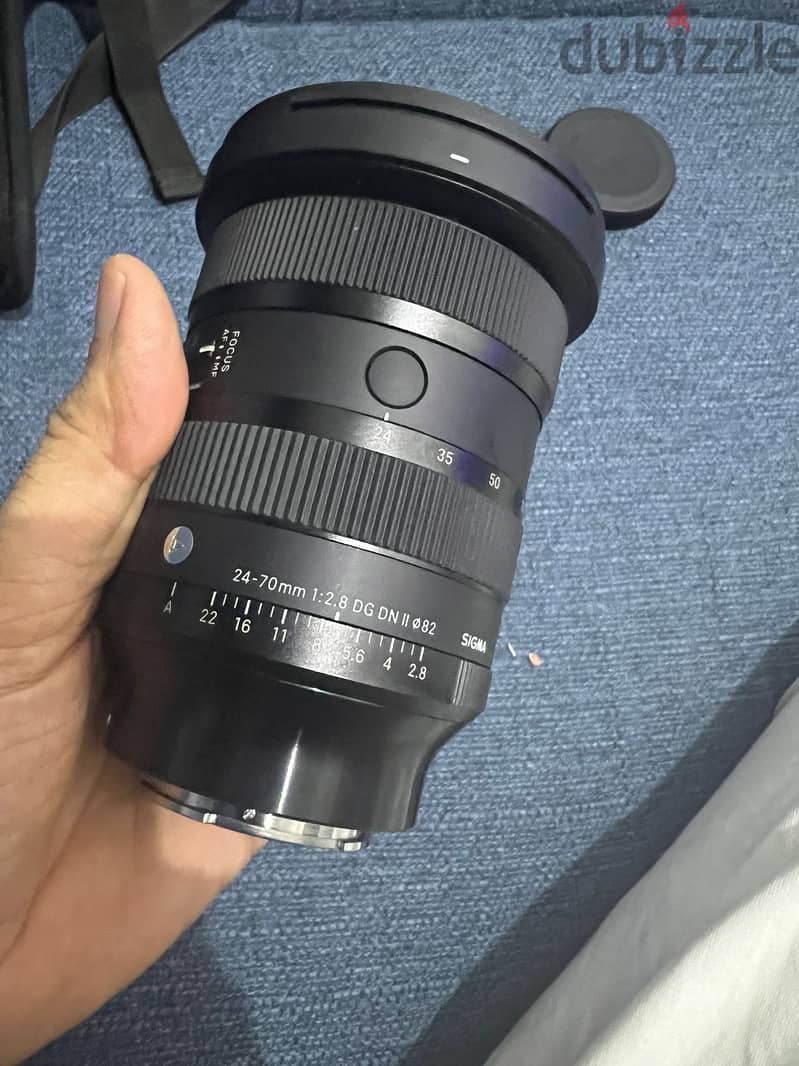 Sigma for Sony 24-70 version 2 like new 1