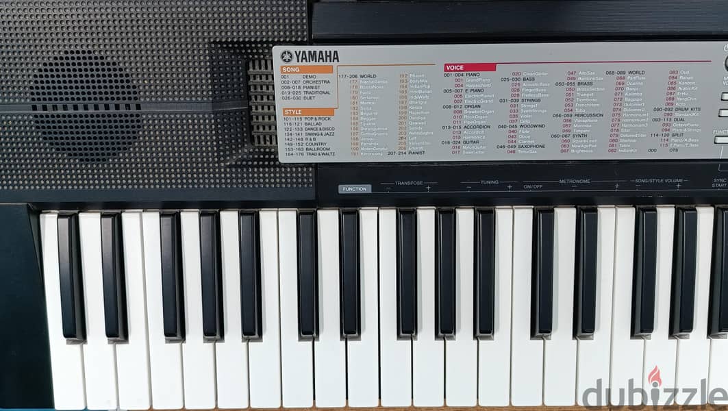 Yamaha PSR F50 1